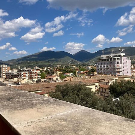 Affittacamere La Terrazza Sul Campanile Foligno Exterior foto